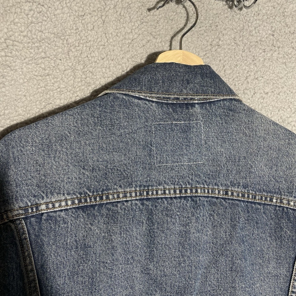 Levis Premium Jacket Men’s Medium Blue Denim Trucker Distressed Coat Big E - Picture 14 of 14